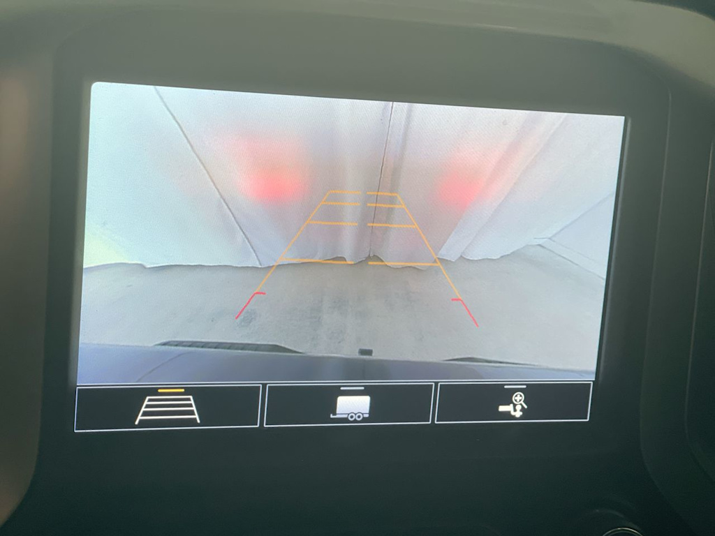 Thumbnail: 2020 Chevrolet Silverado 1500 - 13