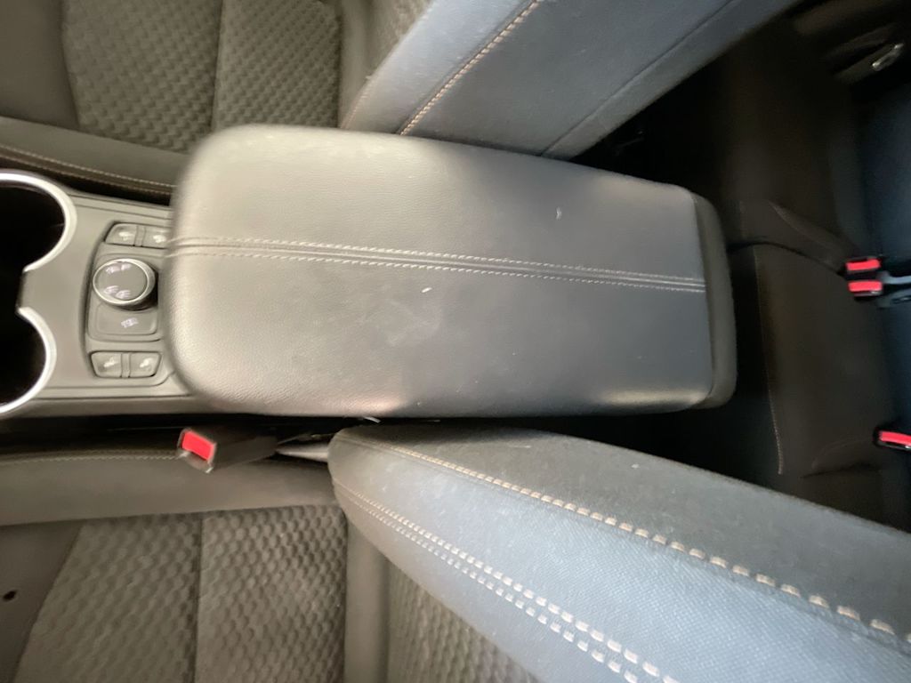 Thumbnail: 2019 GMC Terrain - 14
