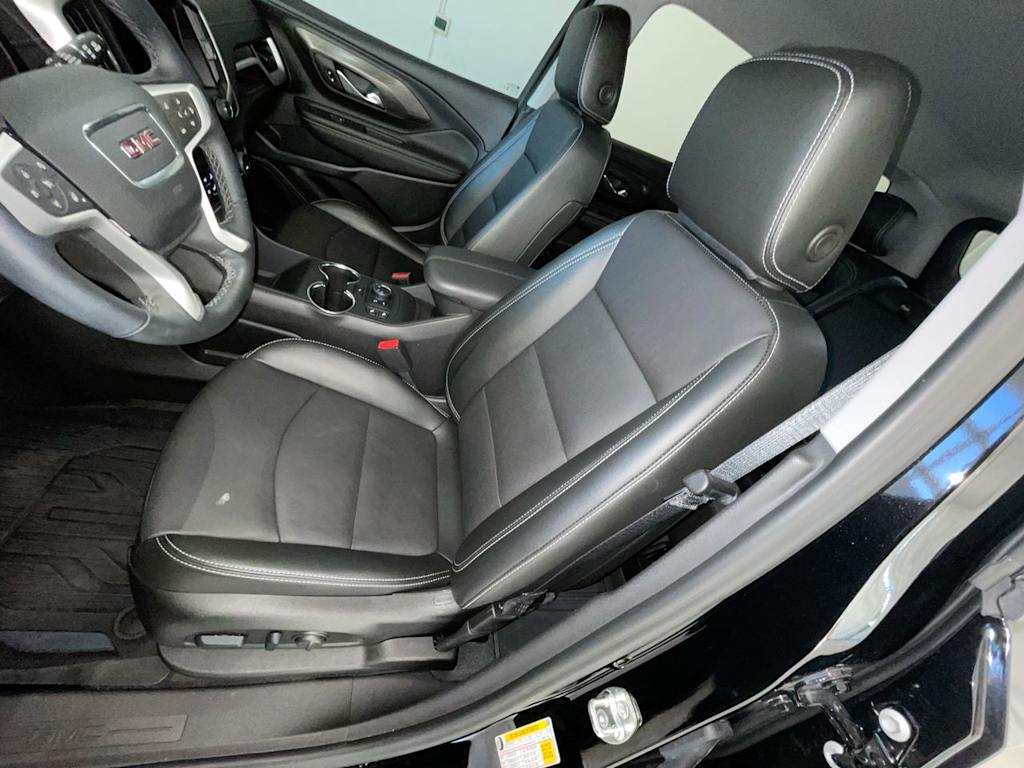 Thumbnail: 2024 GMC Terrain - 10