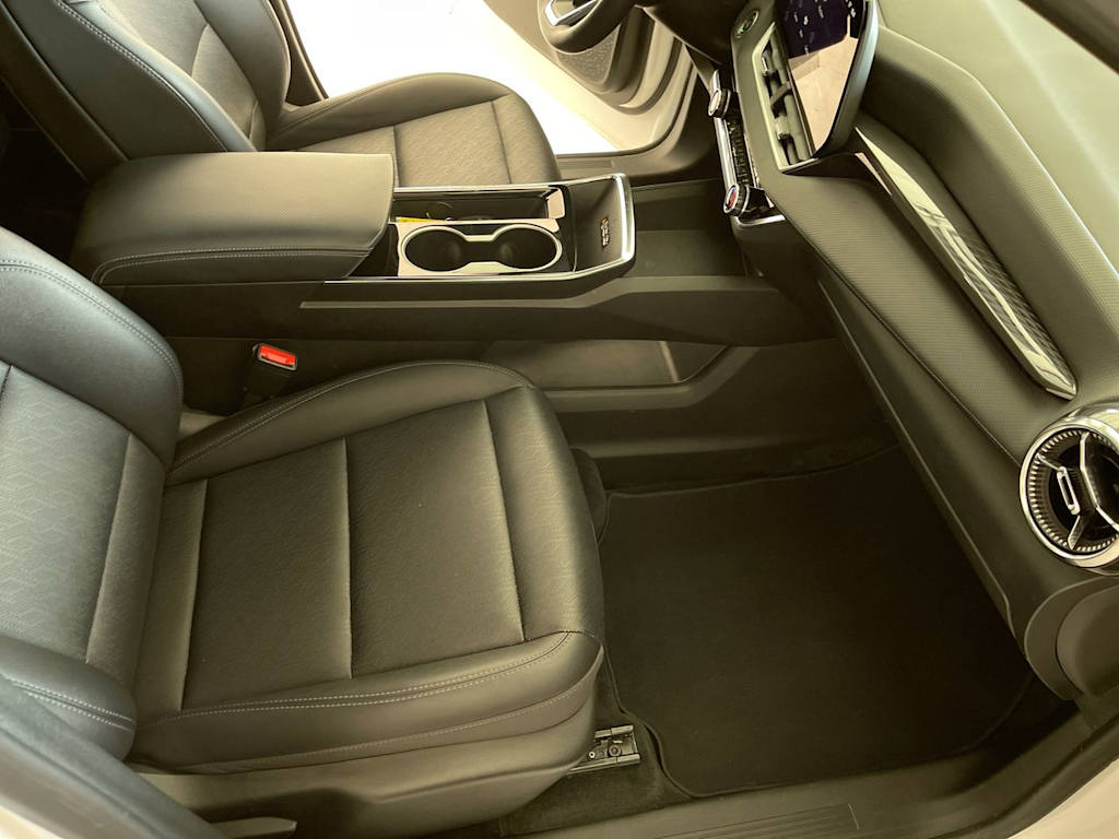 Thumbnail: 2025 Chevrolet Equinox - 9