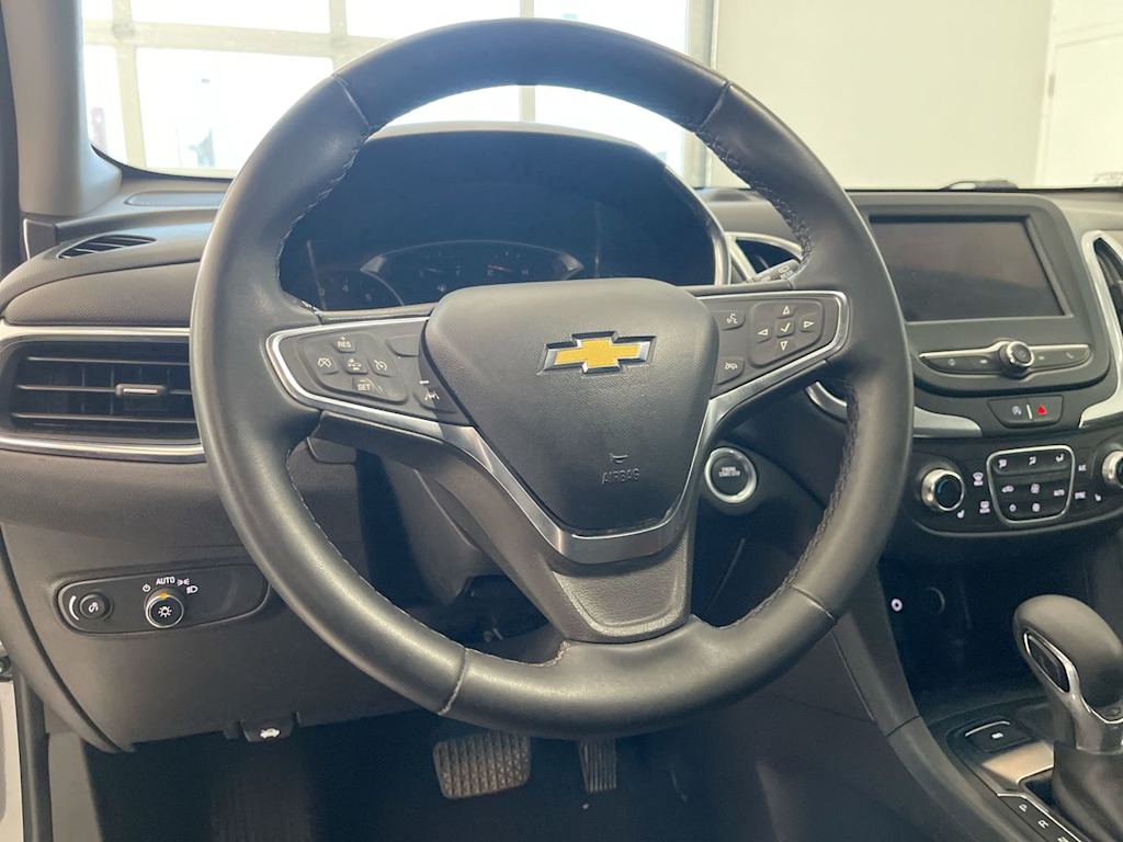 Thumbnail: 2023 Chevrolet Equinox - 2