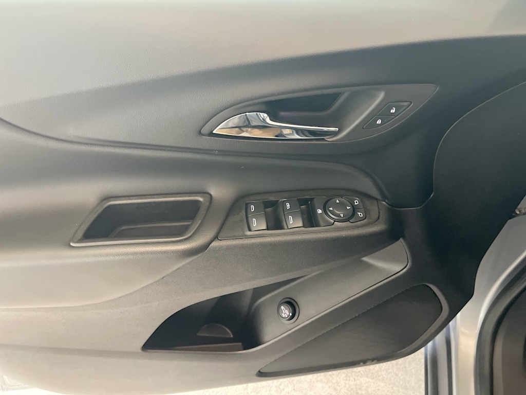 Thumbnail: 2024 Chevrolet Equinox - 23