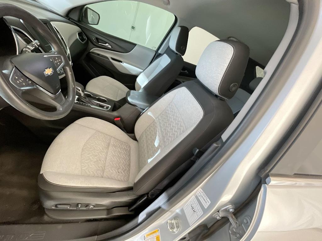 Thumbnail: 2022 Chevrolet Equinox - 9