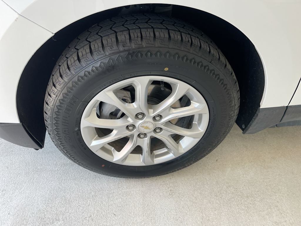 2021 Chevrolet Equinox LT 8