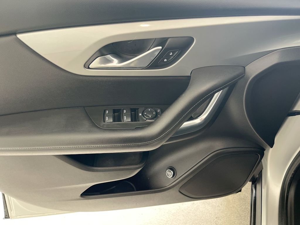 Thumbnail: 2019 Chevrolet Blazer - 23