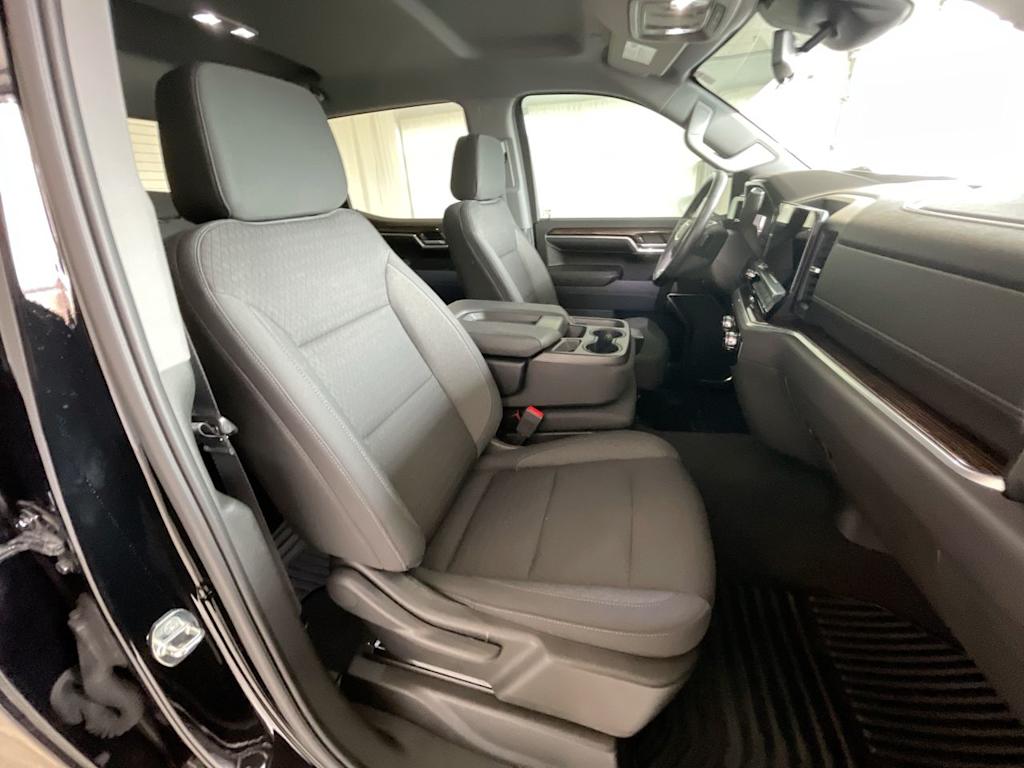 2022 GMC Sierra 1500 SLE 10