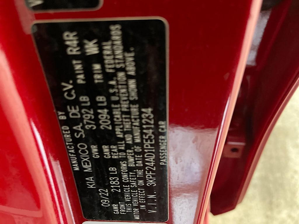 Thumbnail: 2023 Kia Forte - 16