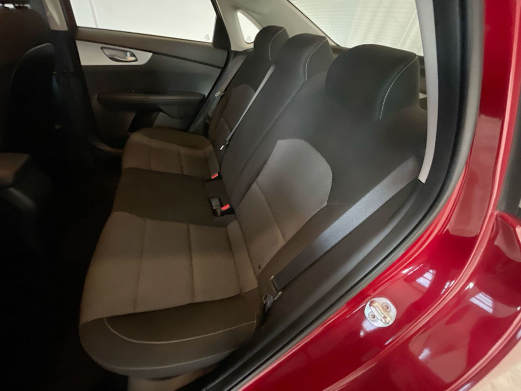 Thumbnail: 2023 Kia Forte - 10