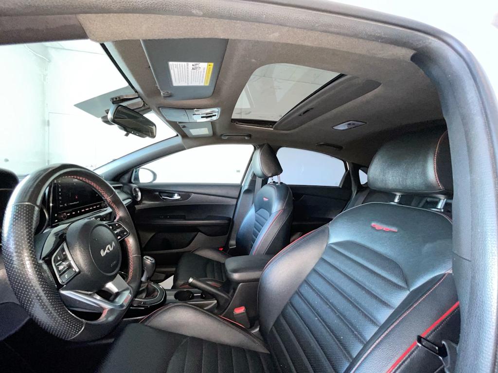 Thumbnail: 2022 Kia Forte - 5