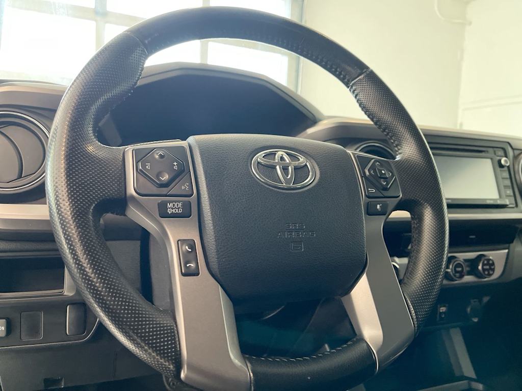 2016 Toyota Tacoma SR 2