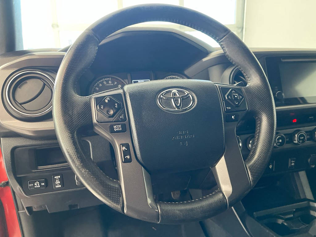 Thumbnail: 2016 Toyota Tacoma - 2