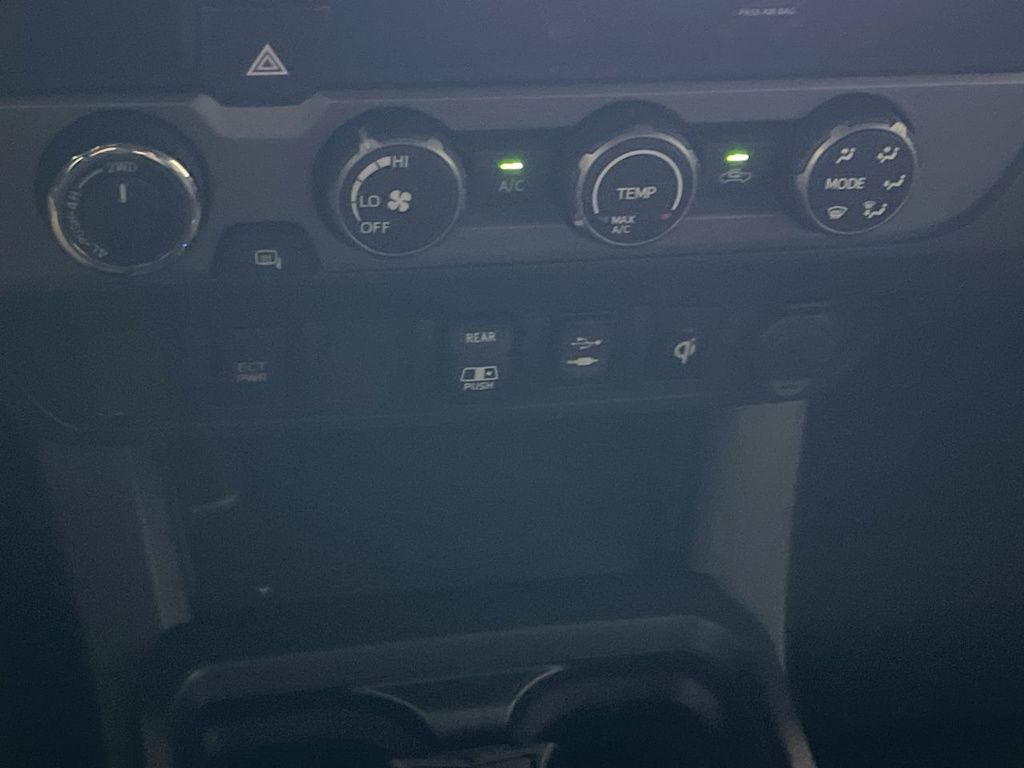 Thumbnail: 2019 Toyota Tacoma - 7