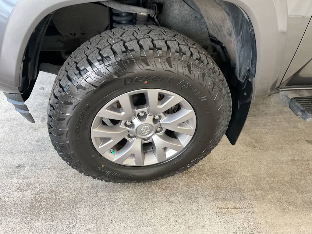 Thumbnail: 2018 Toyota Tacoma - 7