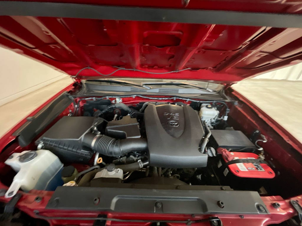 Thumbnail: 2021 Toyota Tacoma - 6