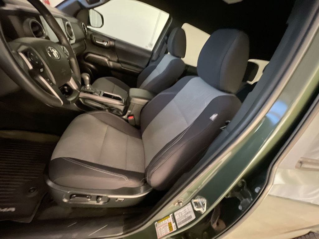 Thumbnail: 2021 Toyota Tacoma - 9