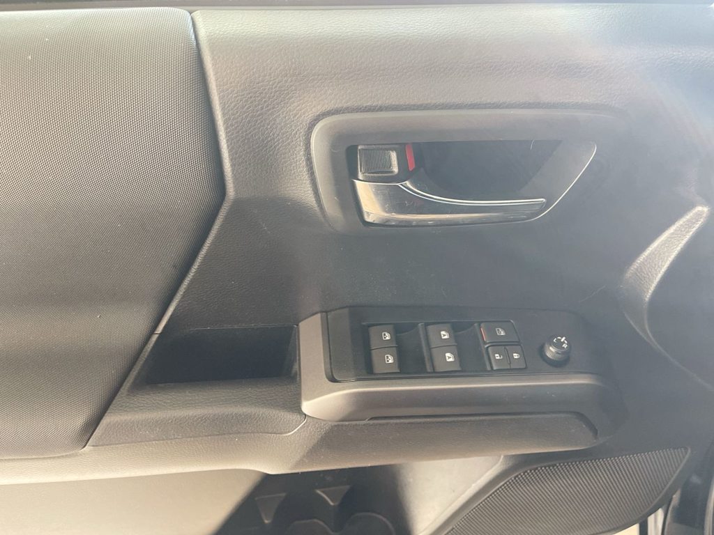 Thumbnail: 2023 Toyota Tacoma - 23