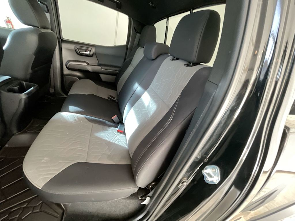 Thumbnail: 2023 Toyota Tacoma - 10