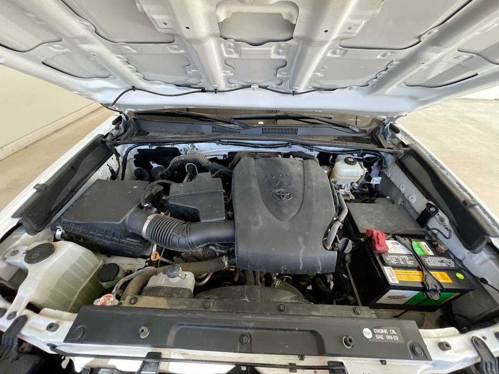 Thumbnail: 2019 Toyota Tacoma - 8