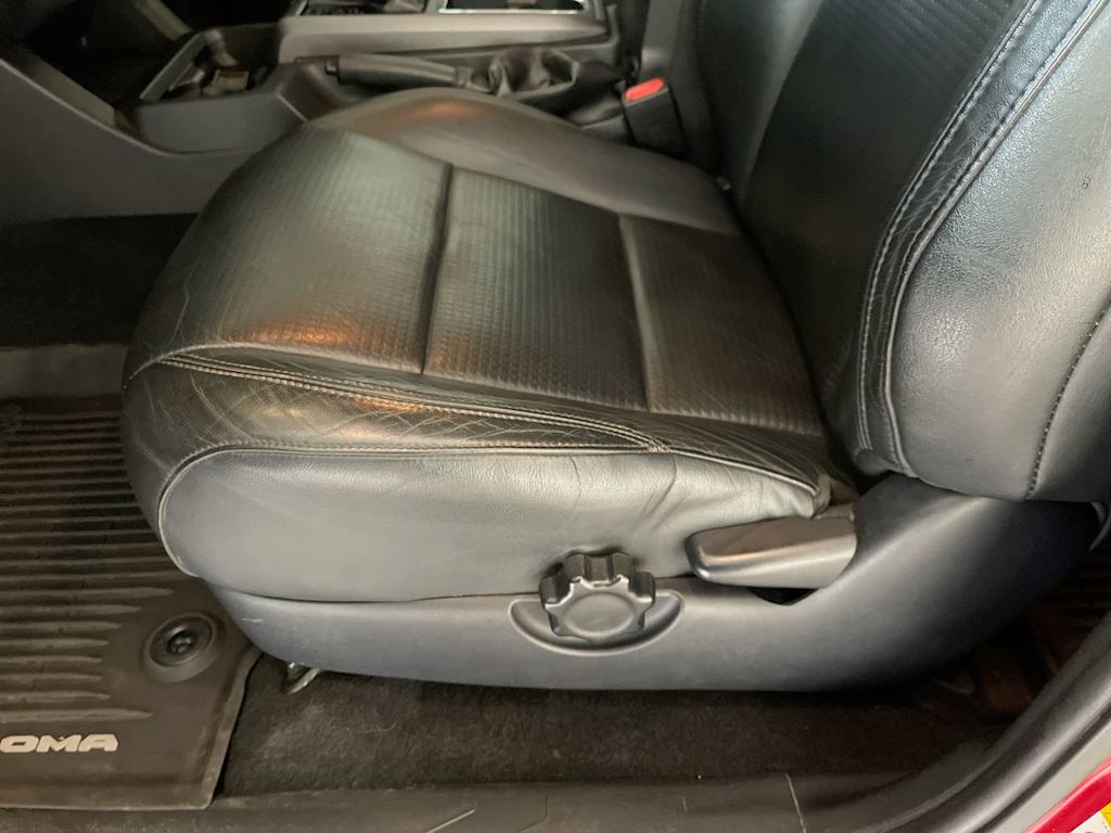 Thumbnail: 2019 Toyota Tacoma - 22