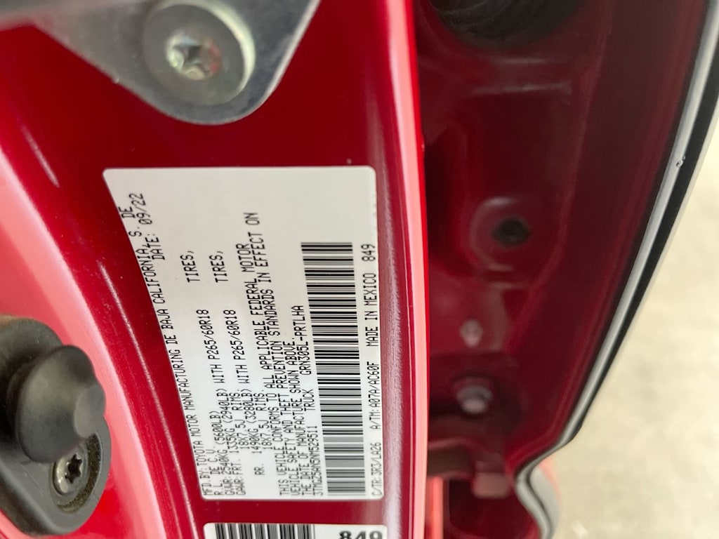 Thumbnail: 2022 Toyota Tacoma - 17