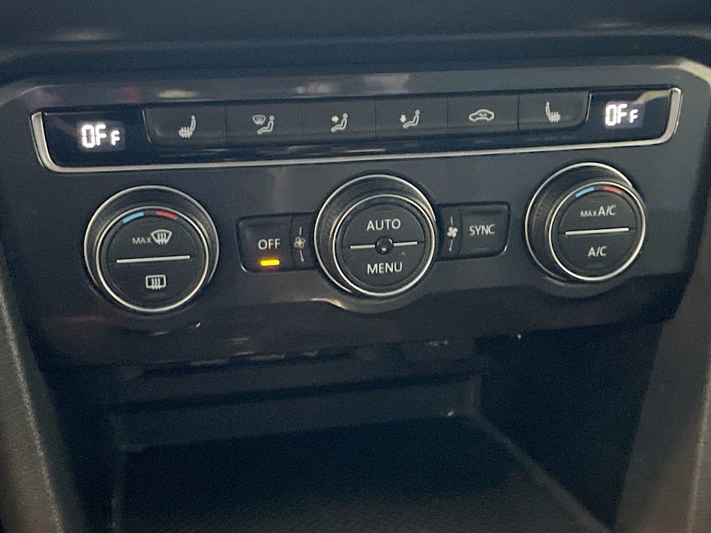 Thumbnail: 2019 Volkswagen Tiguan - 25