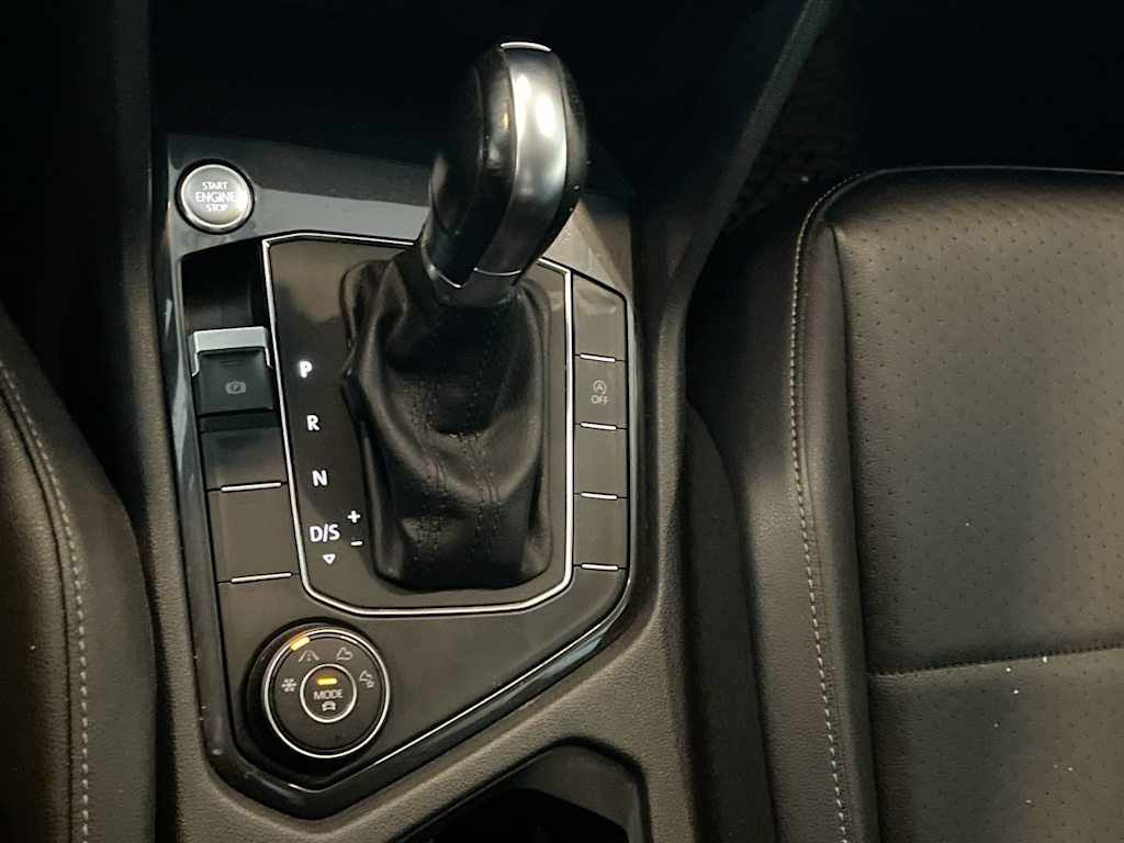 Thumbnail: 2019 Volkswagen Tiguan - 13