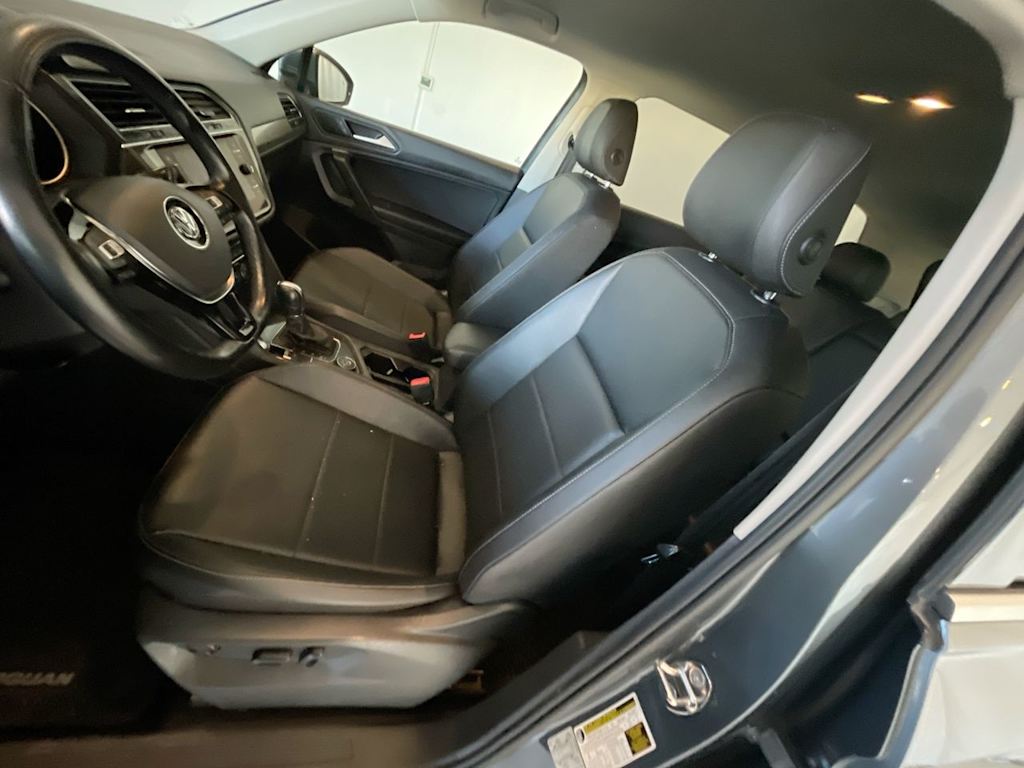 Thumbnail: 2019 Volkswagen Tiguan - 9