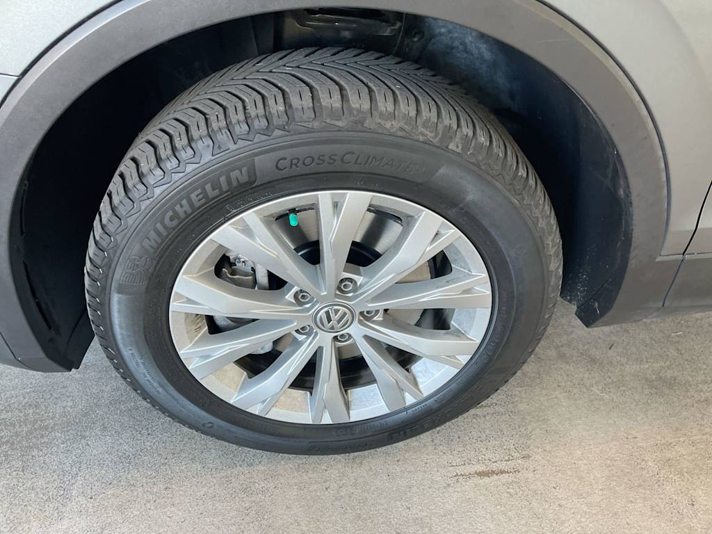 Thumbnail: 2019 Volkswagen Tiguan - 7