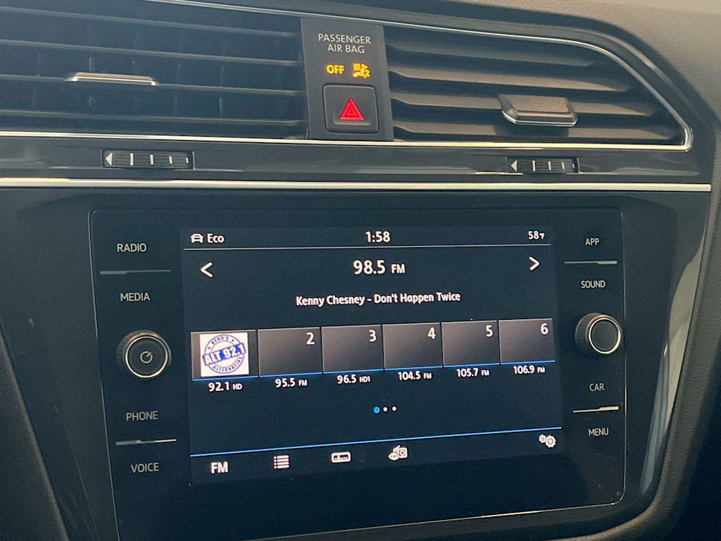 Thumbnail: 2019 Volkswagen Tiguan - 12