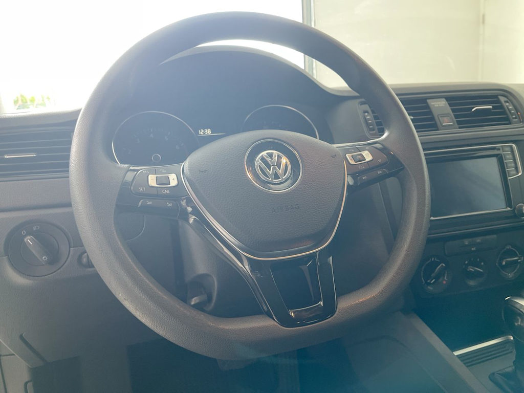 Thumbnail: 2016 Volkswagen Jetta - 2