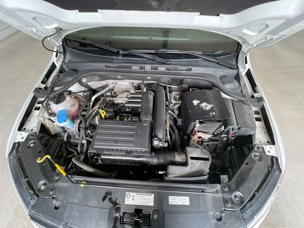 Thumbnail: 2016 Volkswagen Jetta - 7