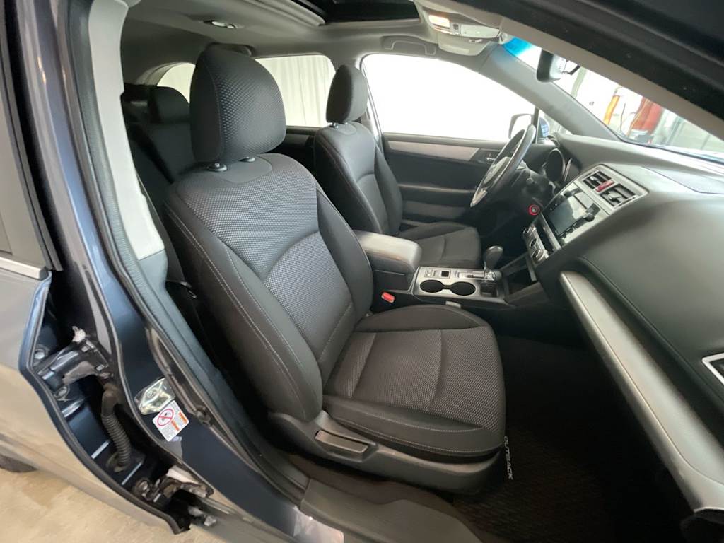 Thumbnail: 2016 Subaru Outback - 11