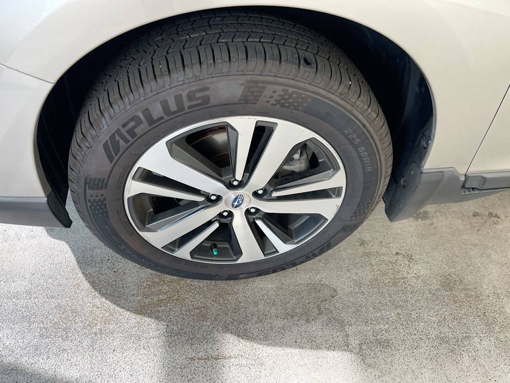 Thumbnail: 2018 Subaru Outback - 8