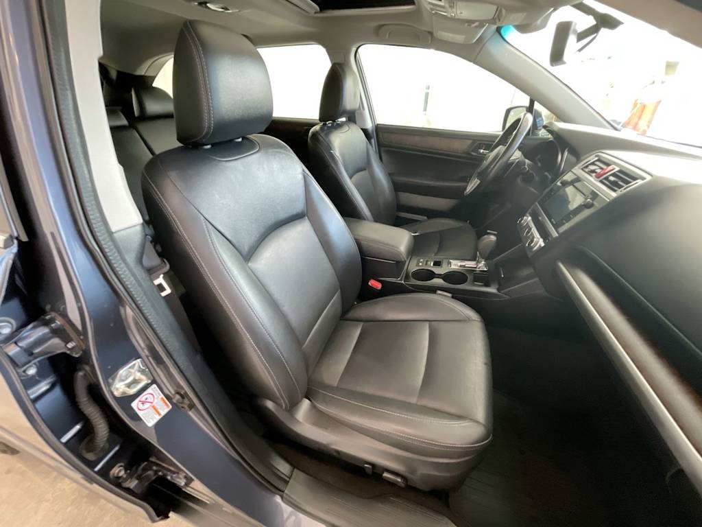 Thumbnail: 2016 Subaru Outback - 10