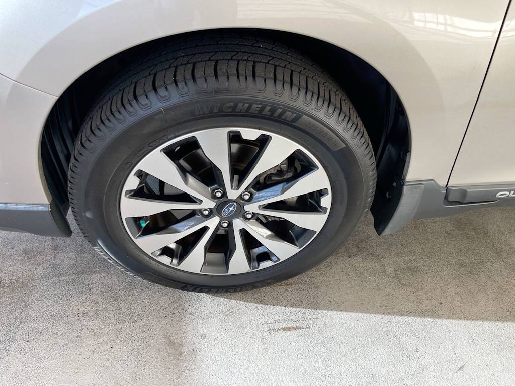 Thumbnail: 2016 Subaru Outback - 7
