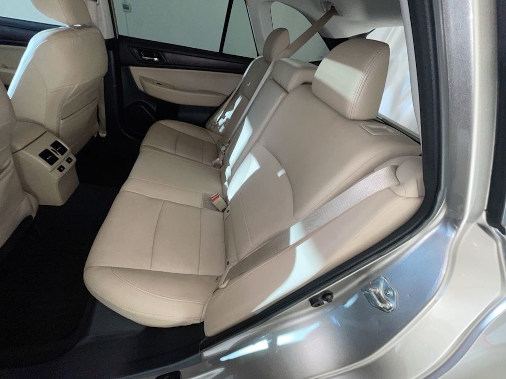 Thumbnail: 2016 Subaru Outback - 11