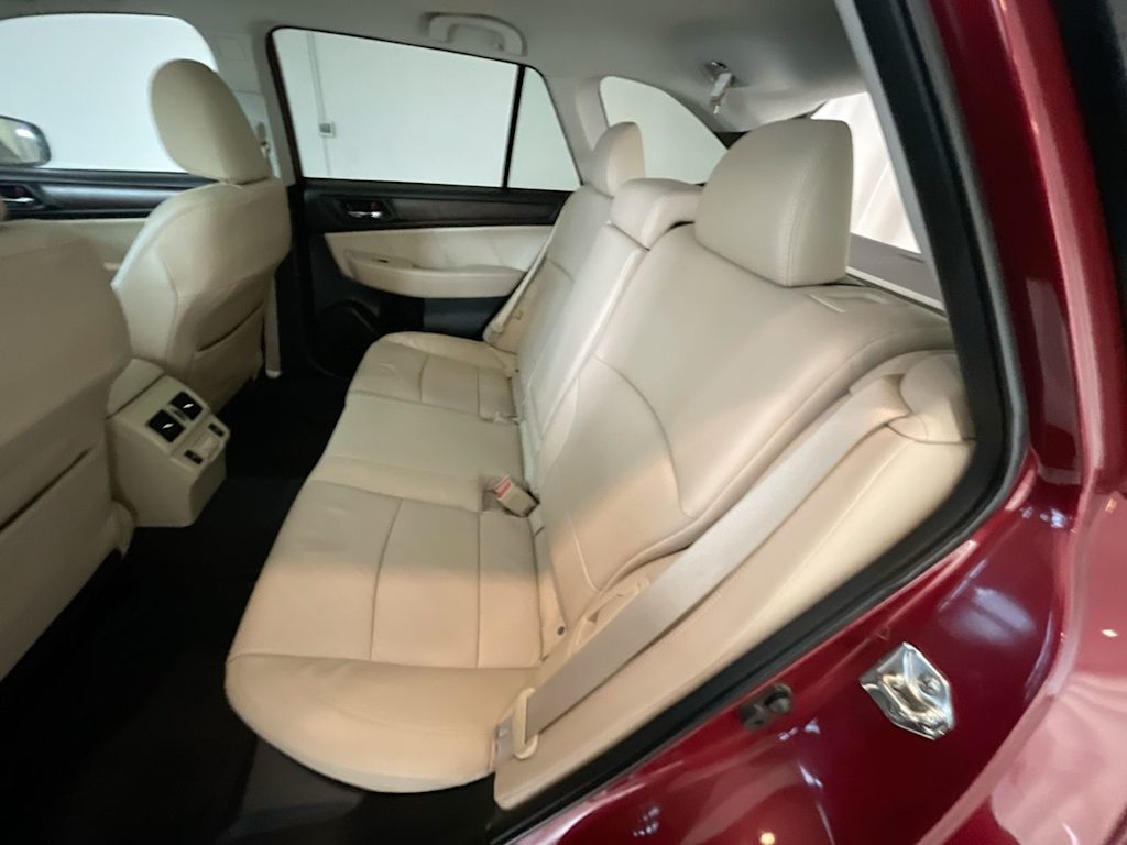 Thumbnail: 2018 Subaru Outback - 10