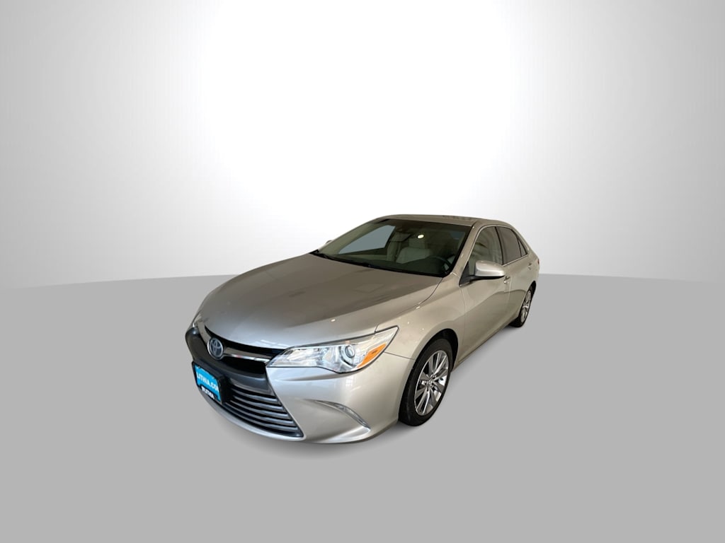 Thumbnail: 2016 Toyota Camry - 16