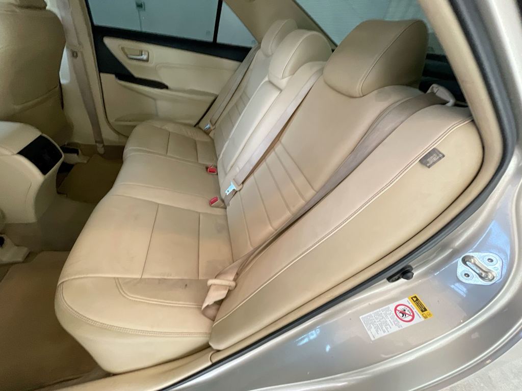 Thumbnail: 2016 Toyota Camry - 10