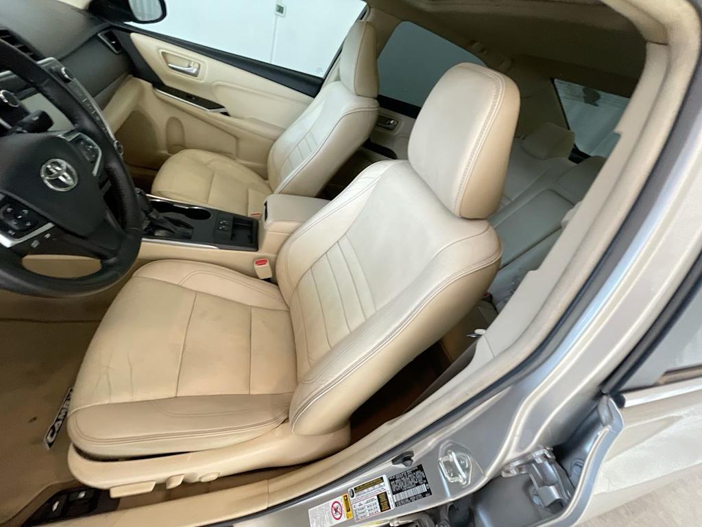 Thumbnail: 2016 Toyota Camry - 8