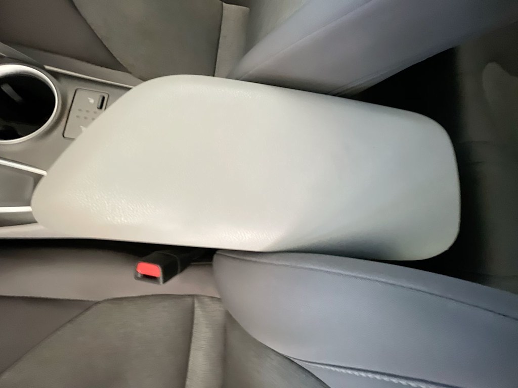 Thumbnail: 2022 Toyota Camry - 27