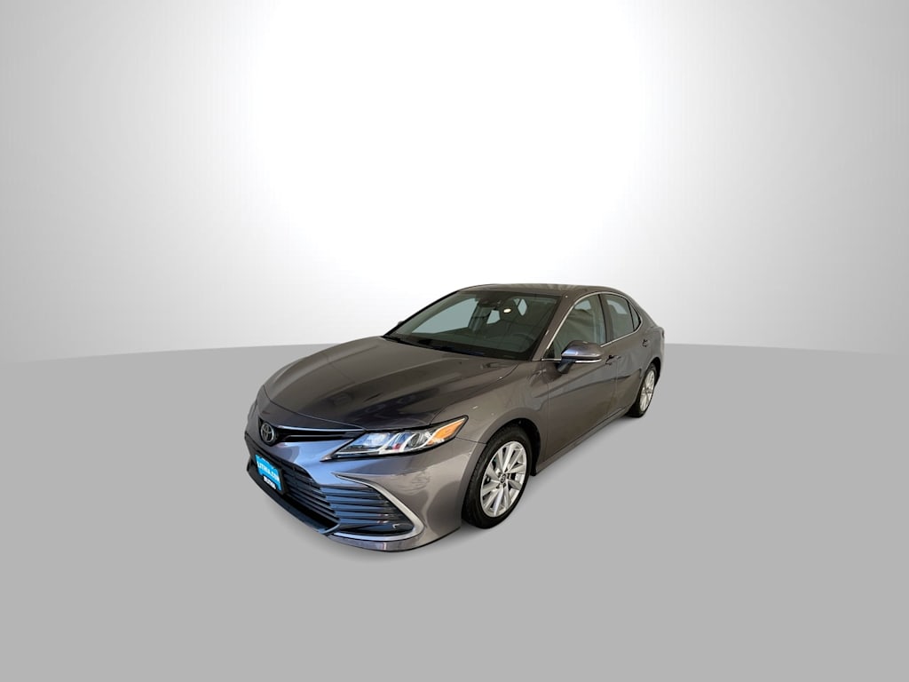 2023 Toyota Camry LE 6