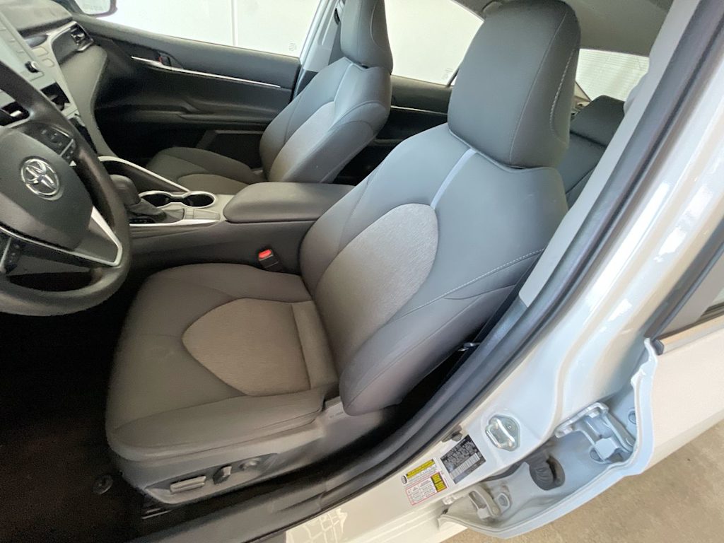 2023 Toyota Camry LE 8