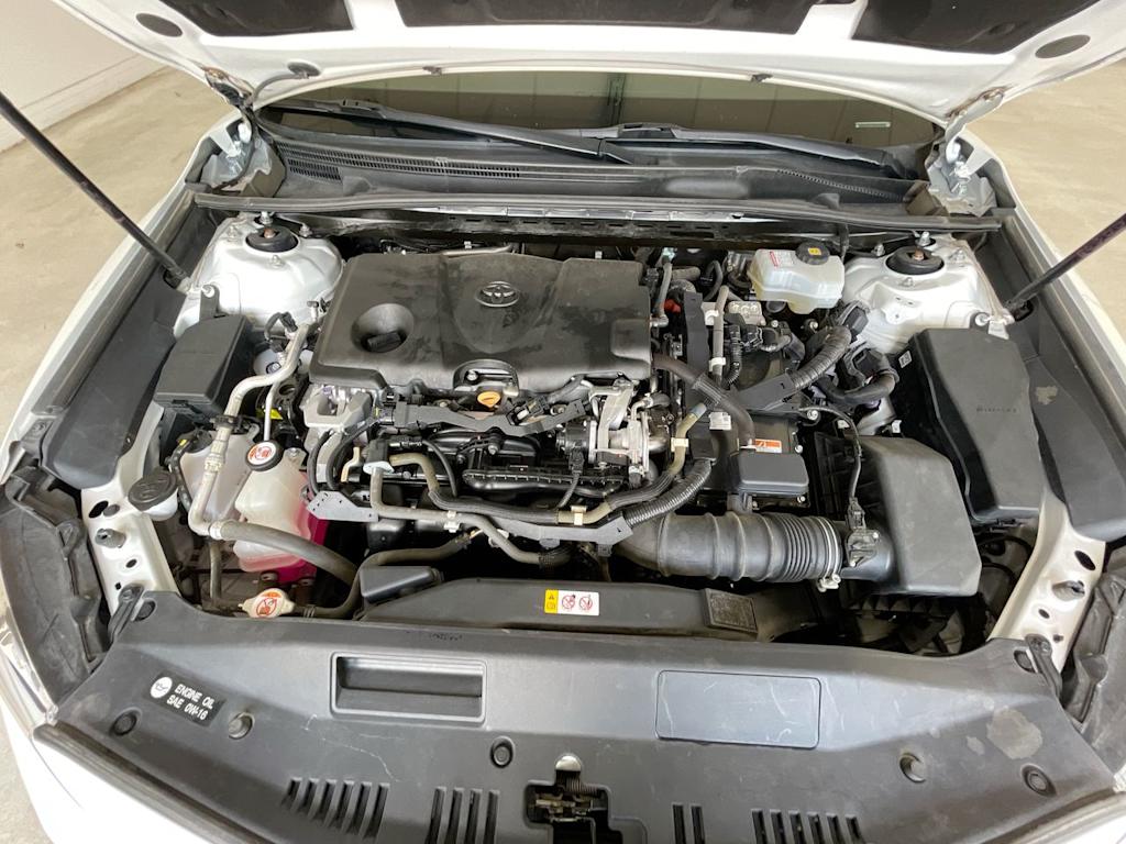 2020 Toyota Camry XLE 7