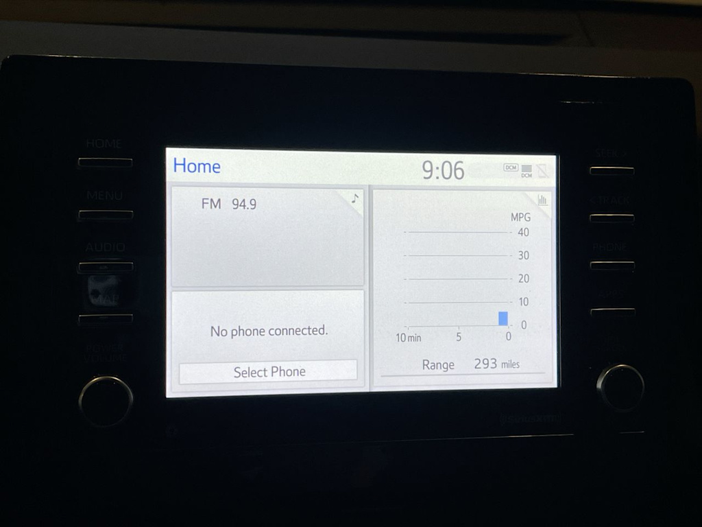 Thumbnail: 2022 Toyota Camry - 11