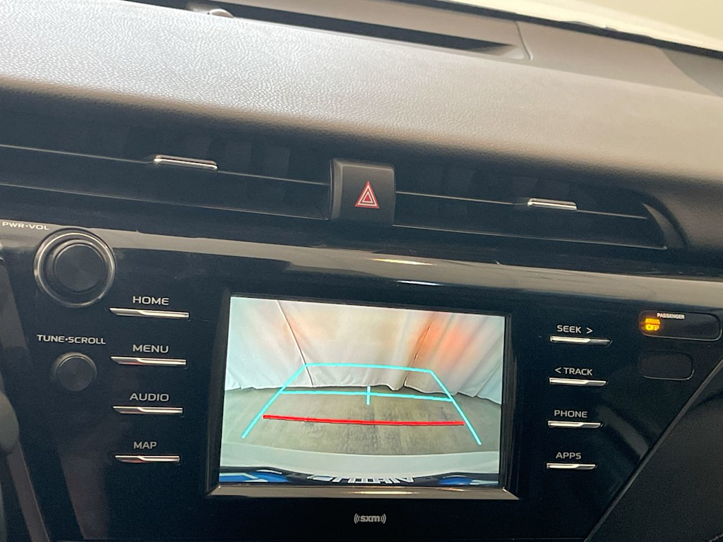 Thumbnail: 2020 Toyota Camry - 24