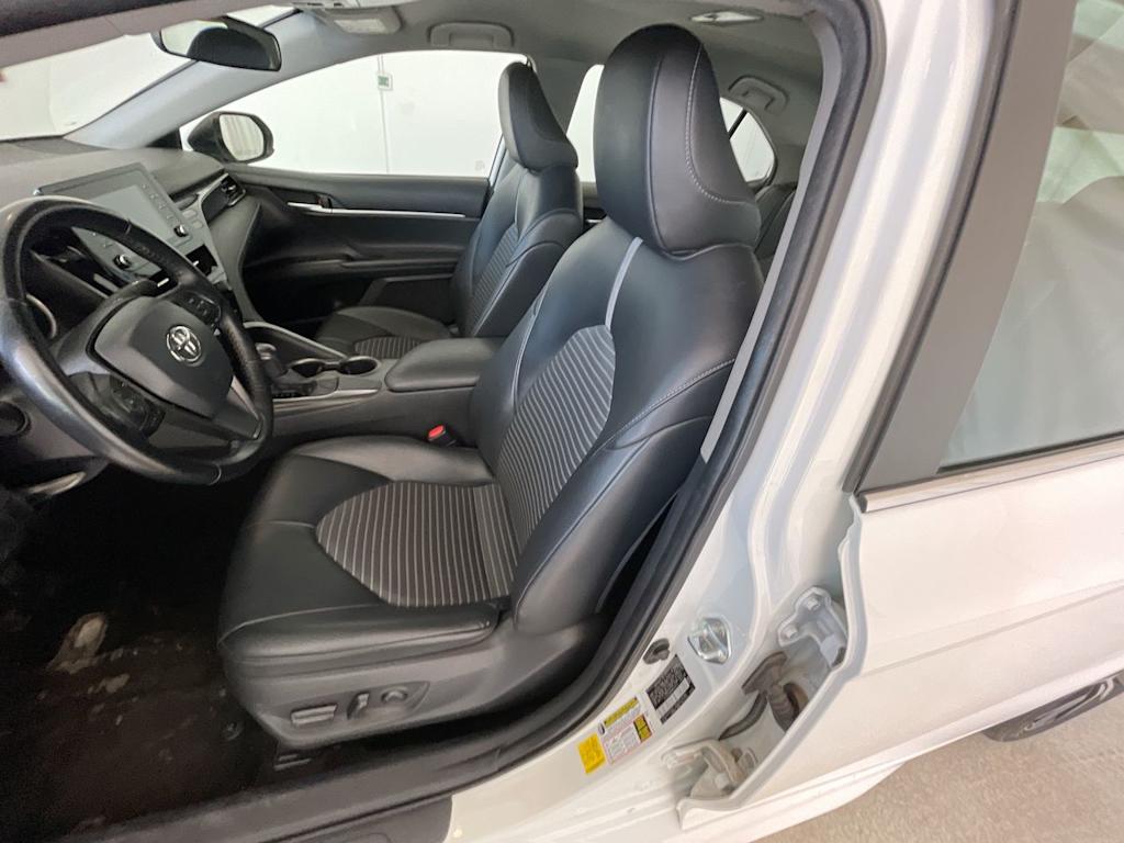 2021 Toyota Camry SE 8