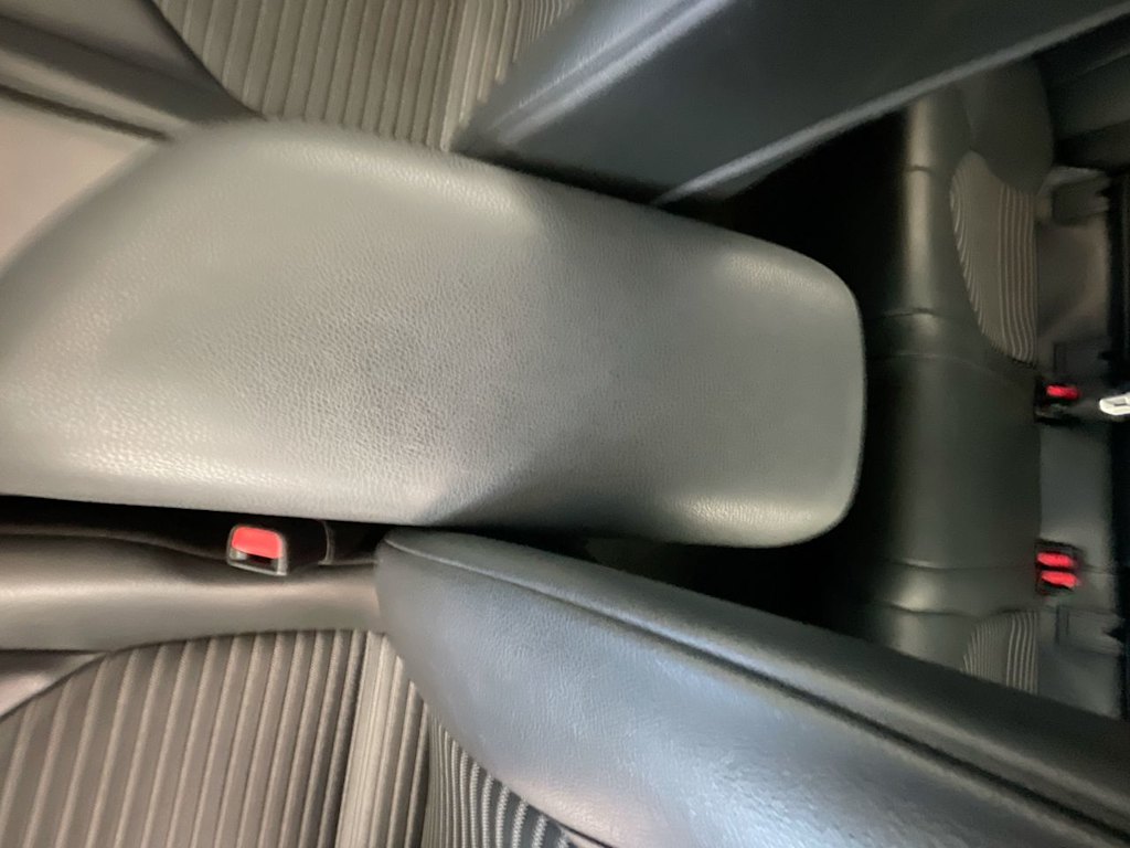 2021 Toyota Camry SE 26