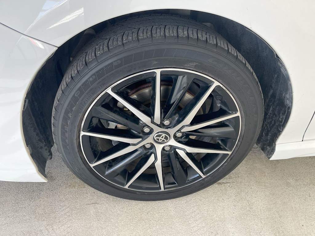 2021 Toyota Camry SE 6