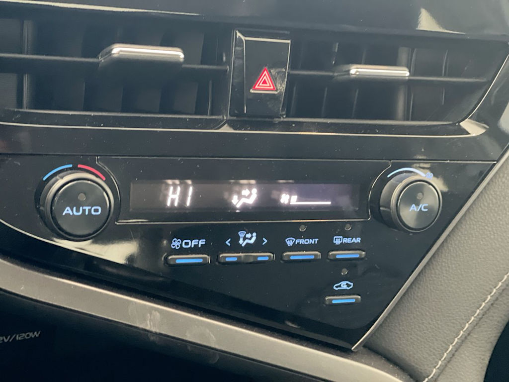 2021 Toyota Camry SE 25